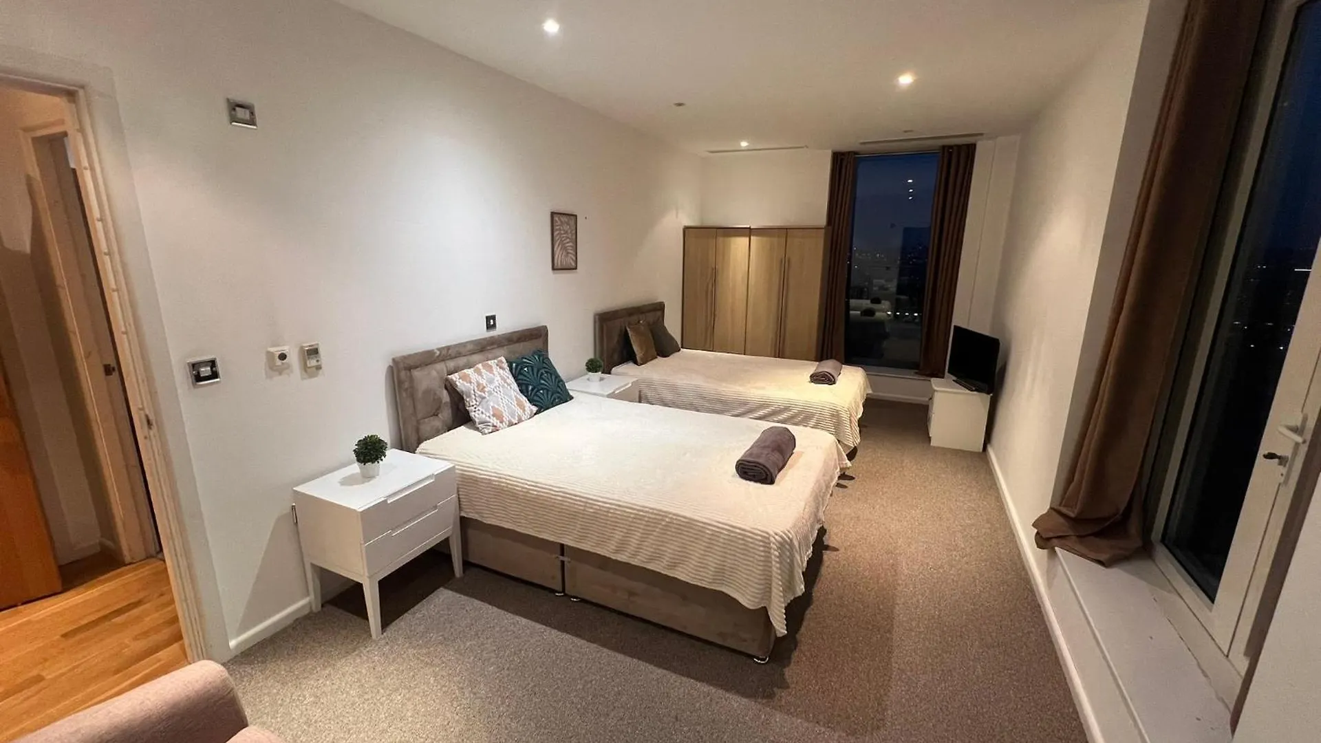 Panoramic View In Canary Wharf Penthouse Londres Reino Unido